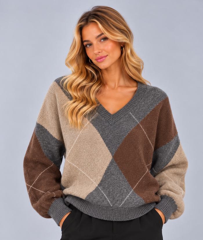 Women's Argyle V Neck Jumper – Relaxed Diamond Knit