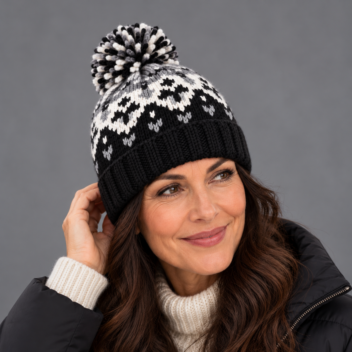 Women's snowflake bobble beanie hat – Covert Club product photo 6