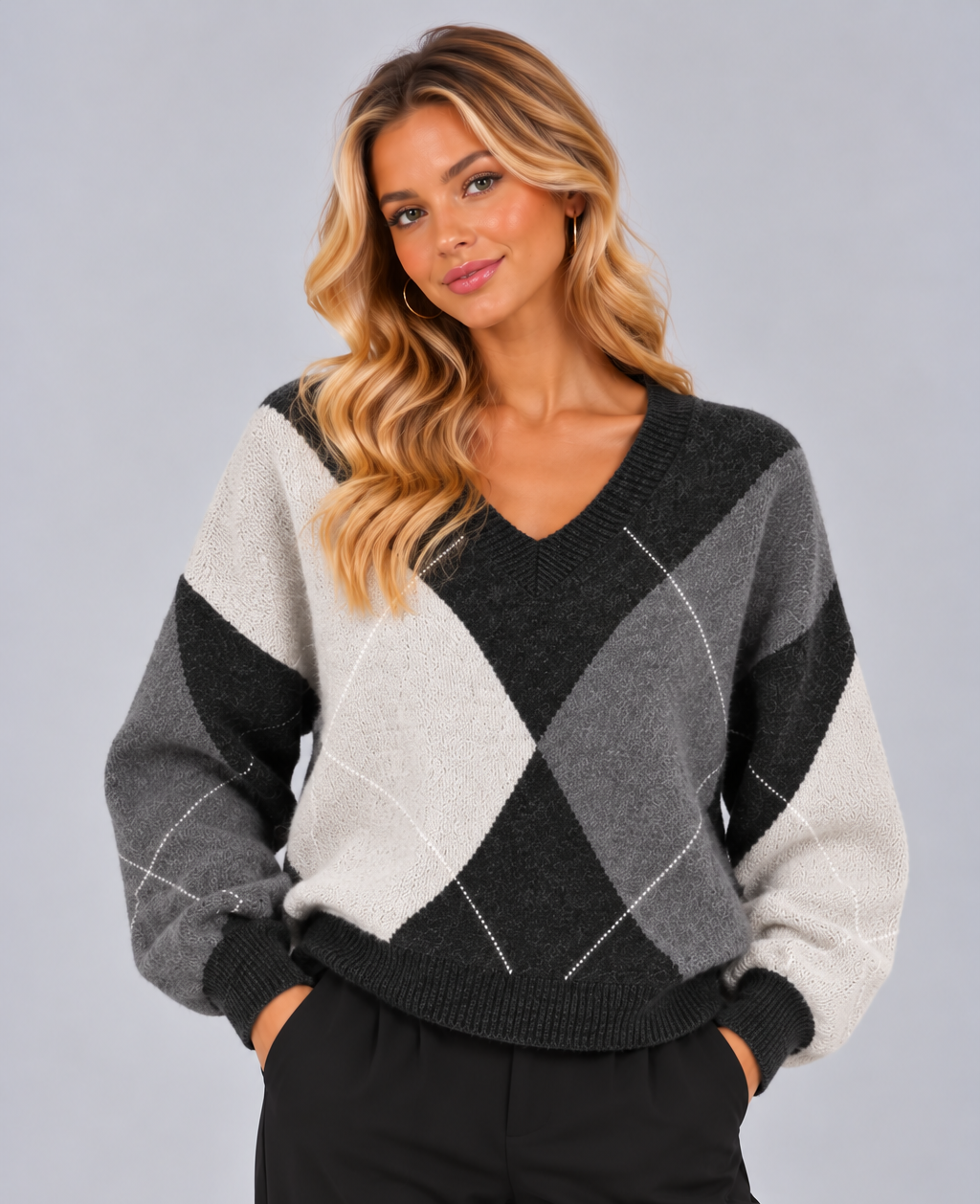 Women's Argyle V Neck Jumper – Relaxed Diamond Knit