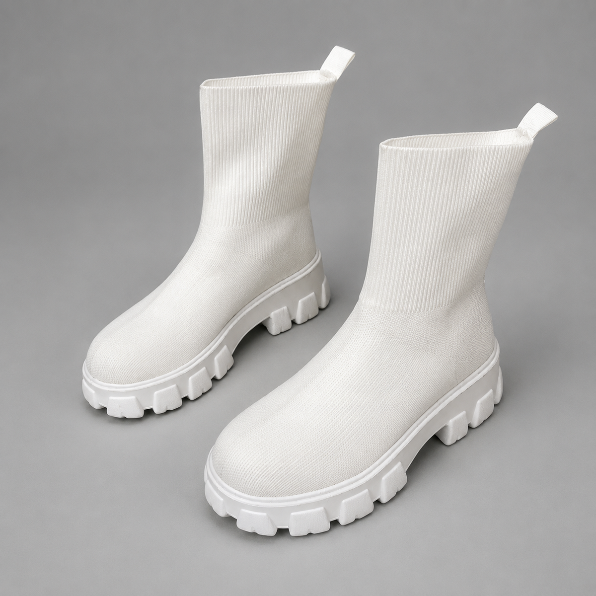 Women's Faux Fur Lined Stretch Ankle Boots in White