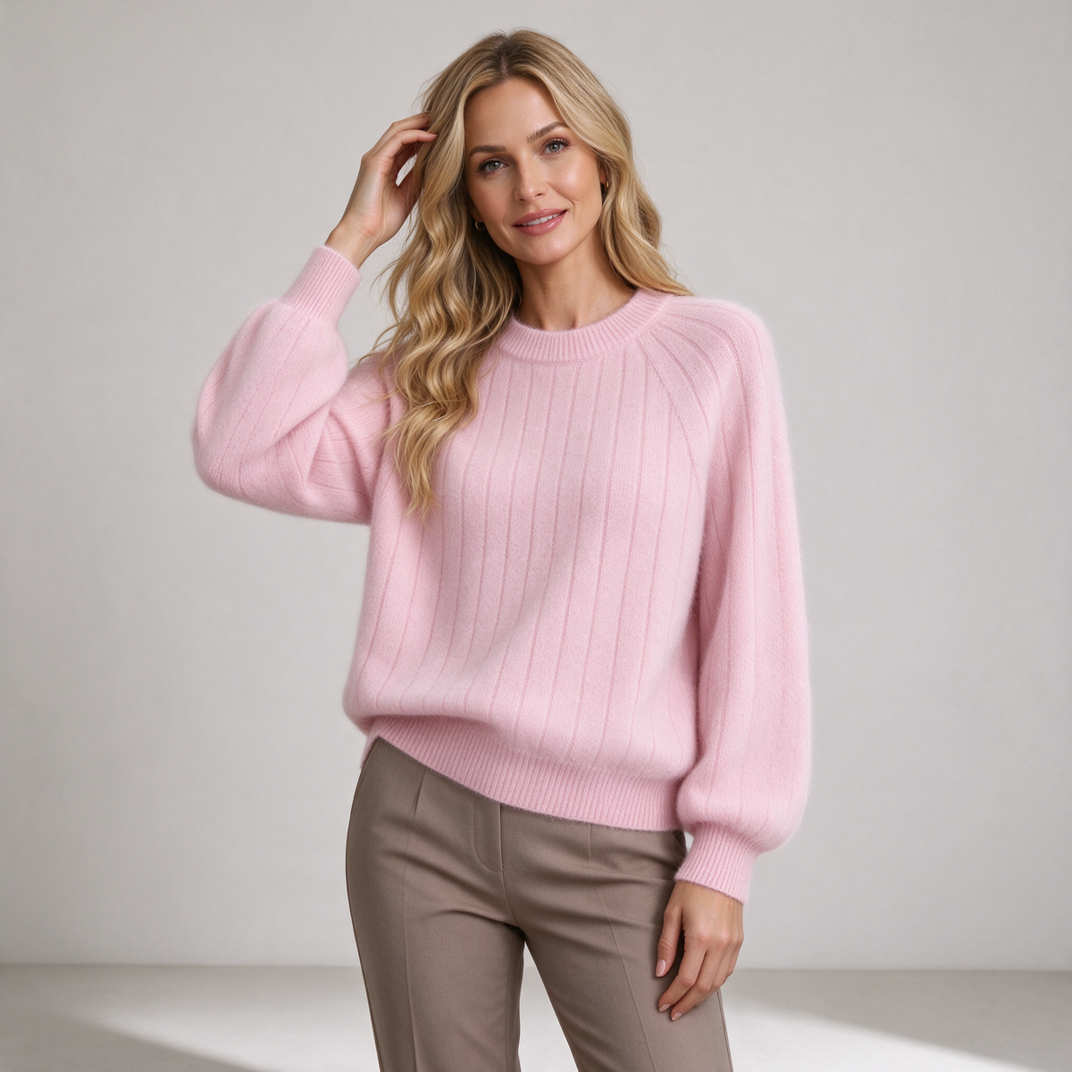 Women's 100% Cashmere Crew Neck Jumper – Classic Soft Knit