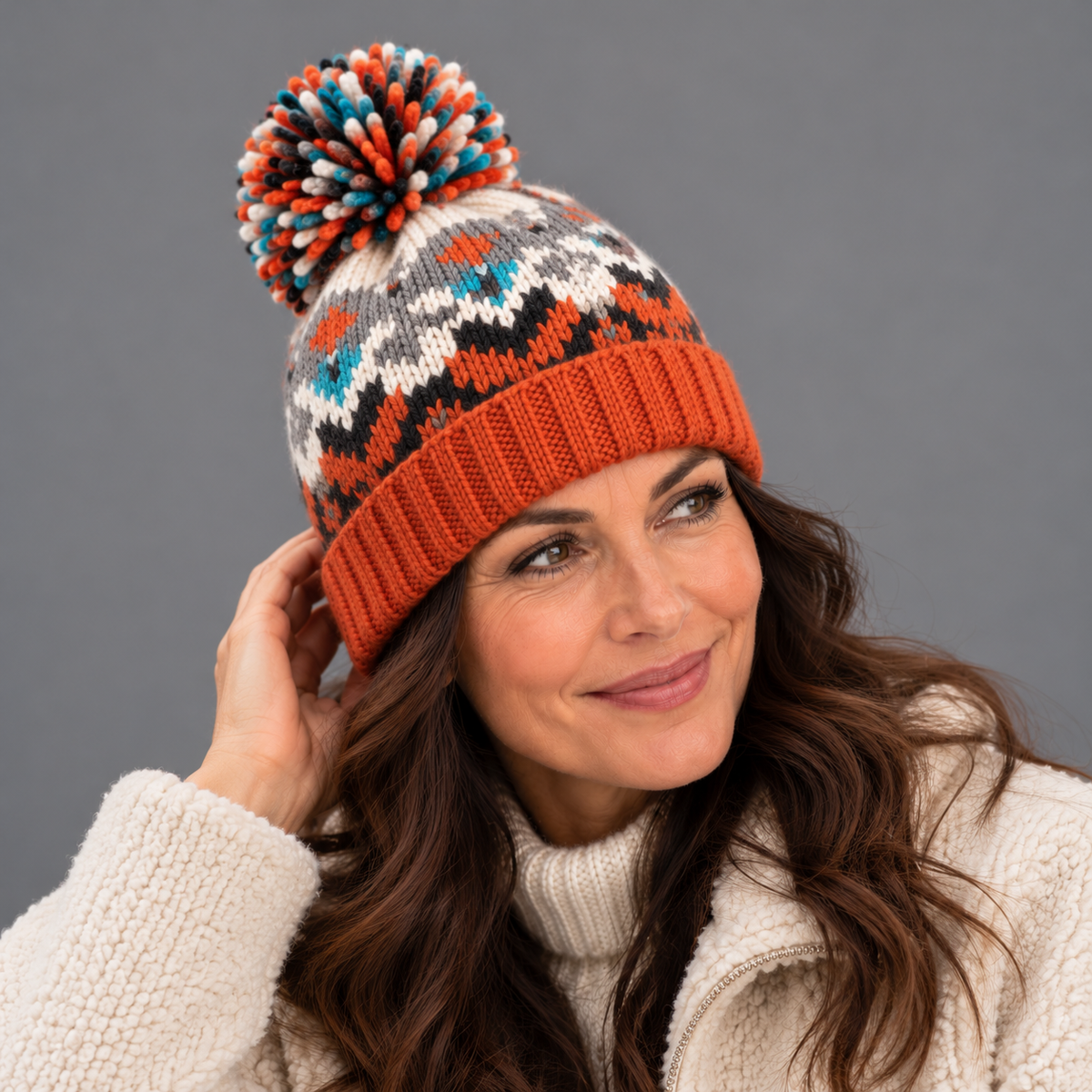 Women's snowflake bobble beanie hat – Covert Club product photo 5