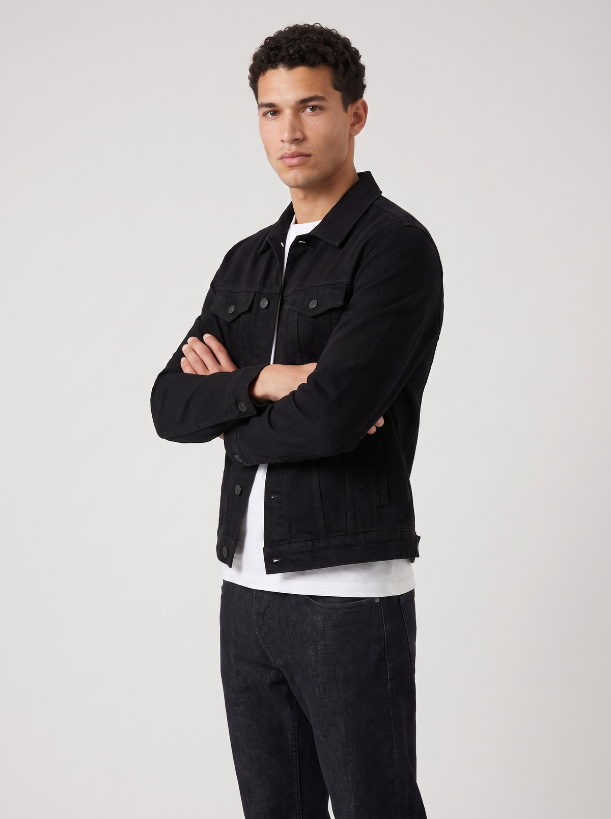 Men's Classic Denim Trucker Jacket in Black