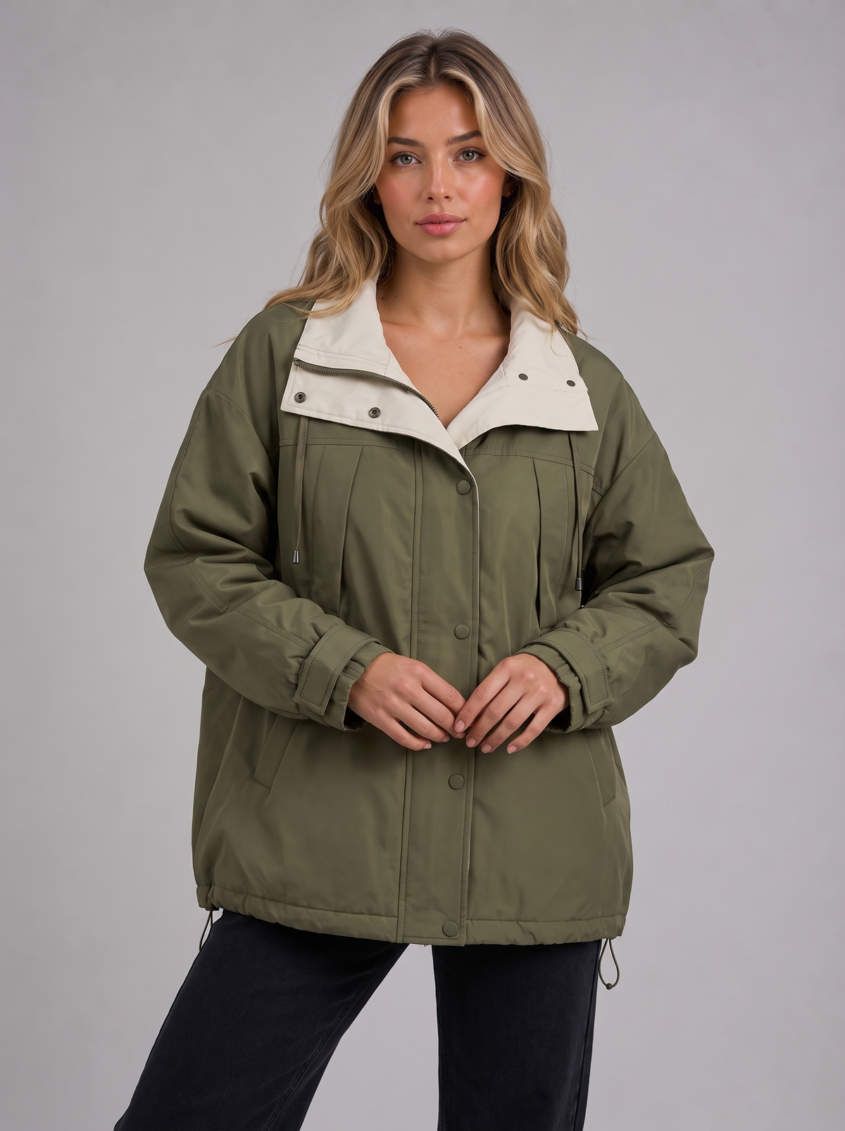 Women's Waterproof Windbreaker Jacket in Green – front view