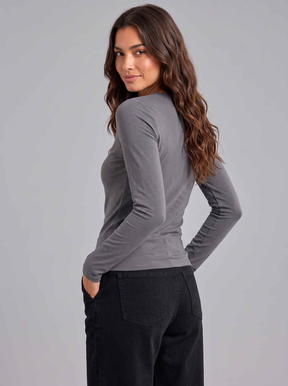 Women's Slim Fit Long Sleeve Top – Fine Knit Crew Neck