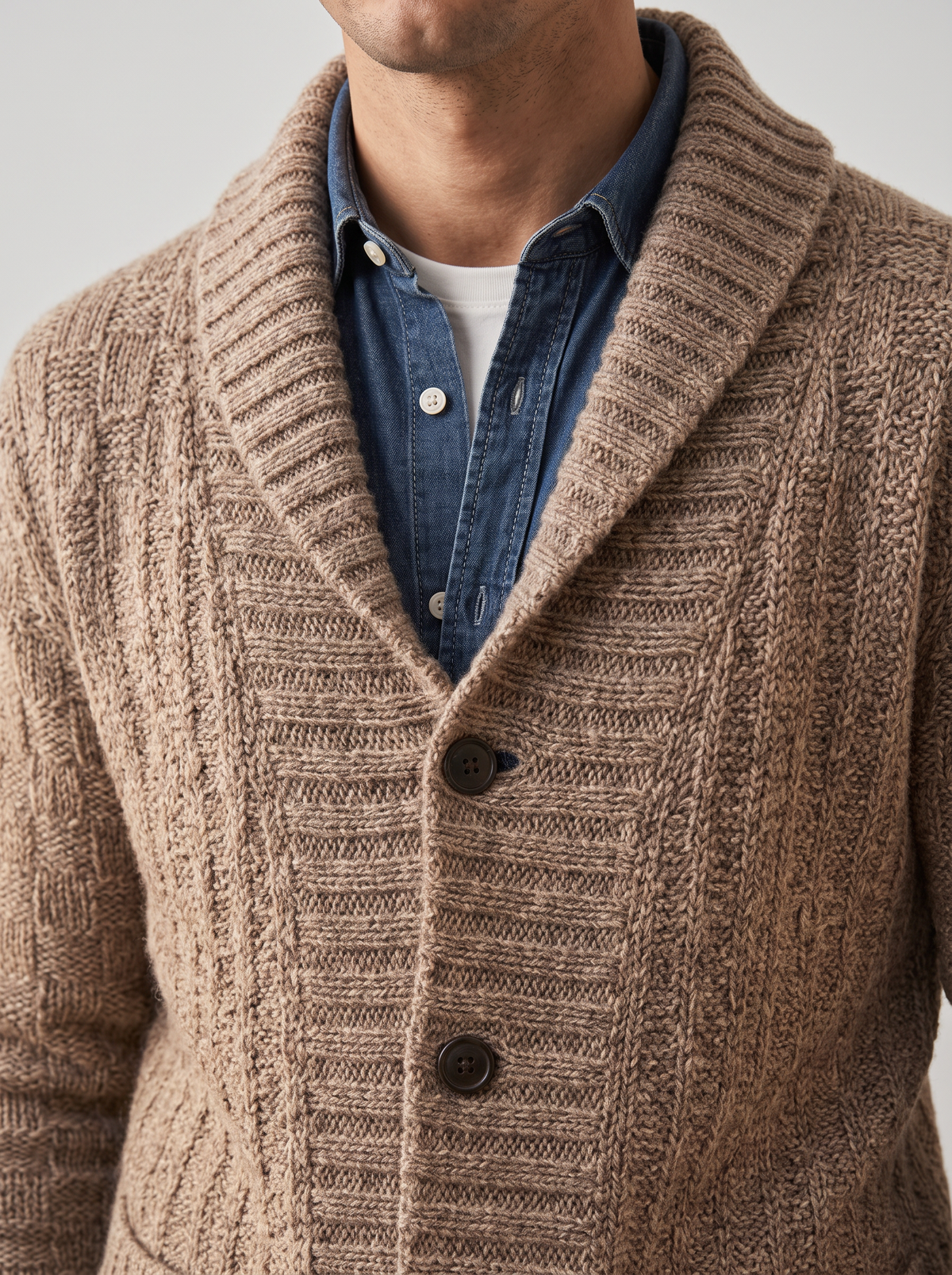 Men's Knit Cardigan Jacket with Lapel Collar in Brown – lapel and knit close-up