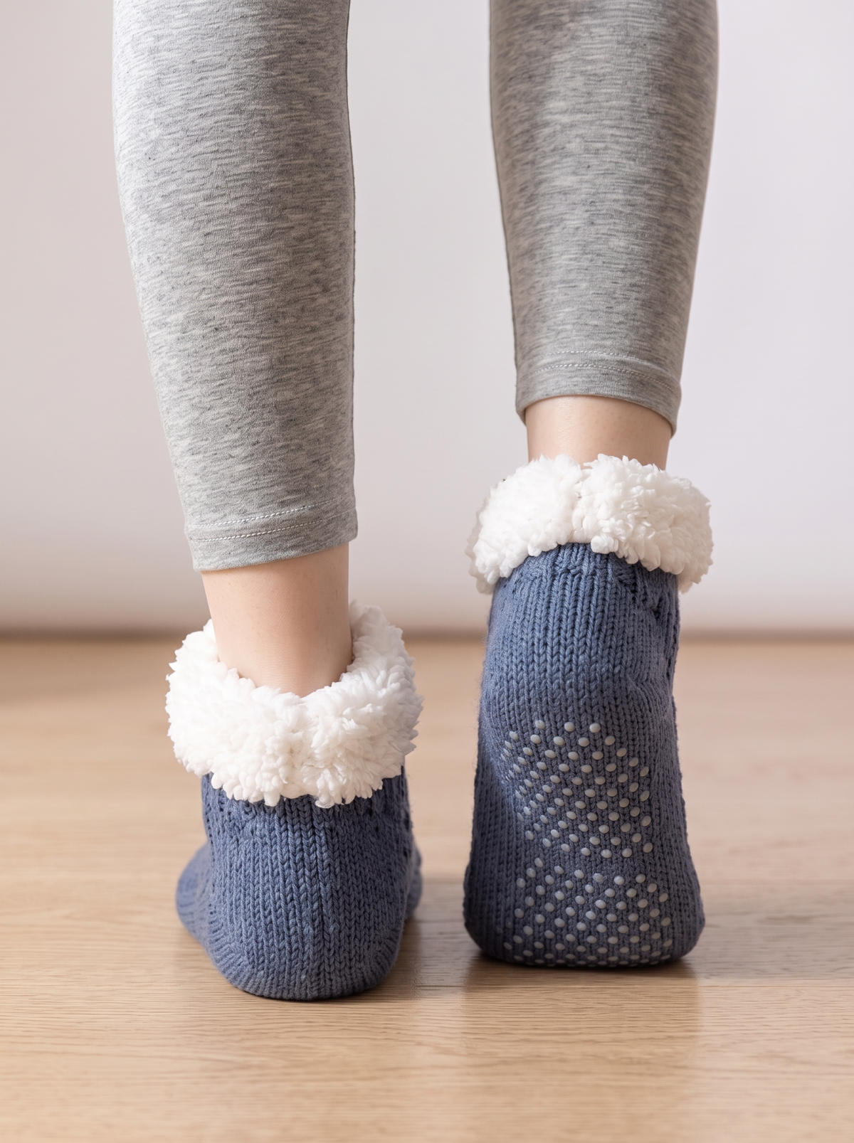 Women's Cable Knit Slipper Socks – Lined with Grip Soles