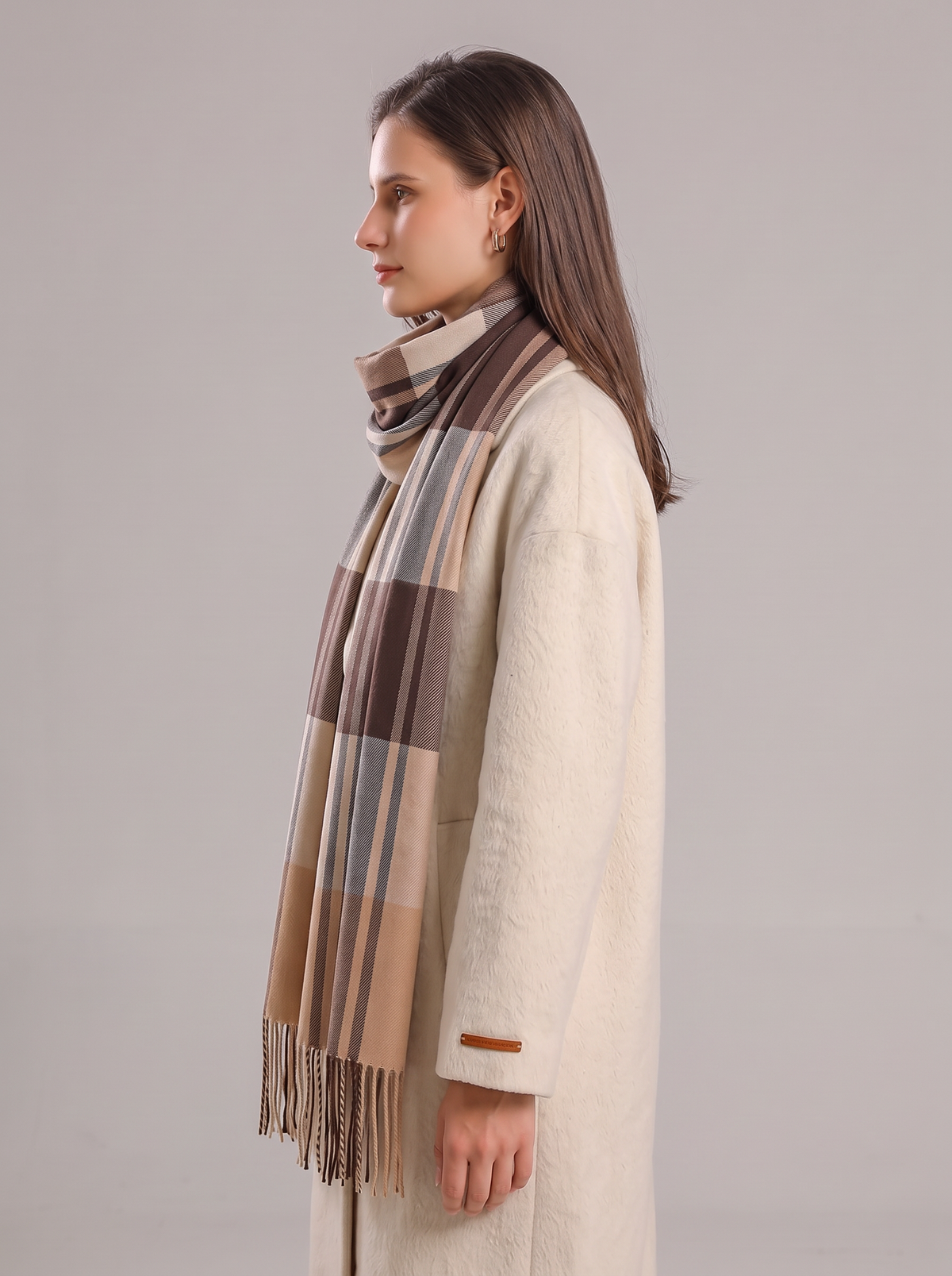 Women's Oversized Check Scarf – Fringed Blanket Wrap