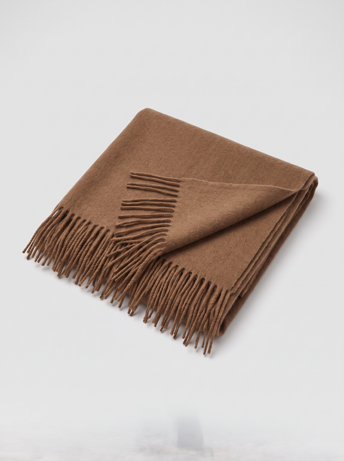 Women's Tartan Wrap Scarf – Soft Cashmere-Blend with Fringe