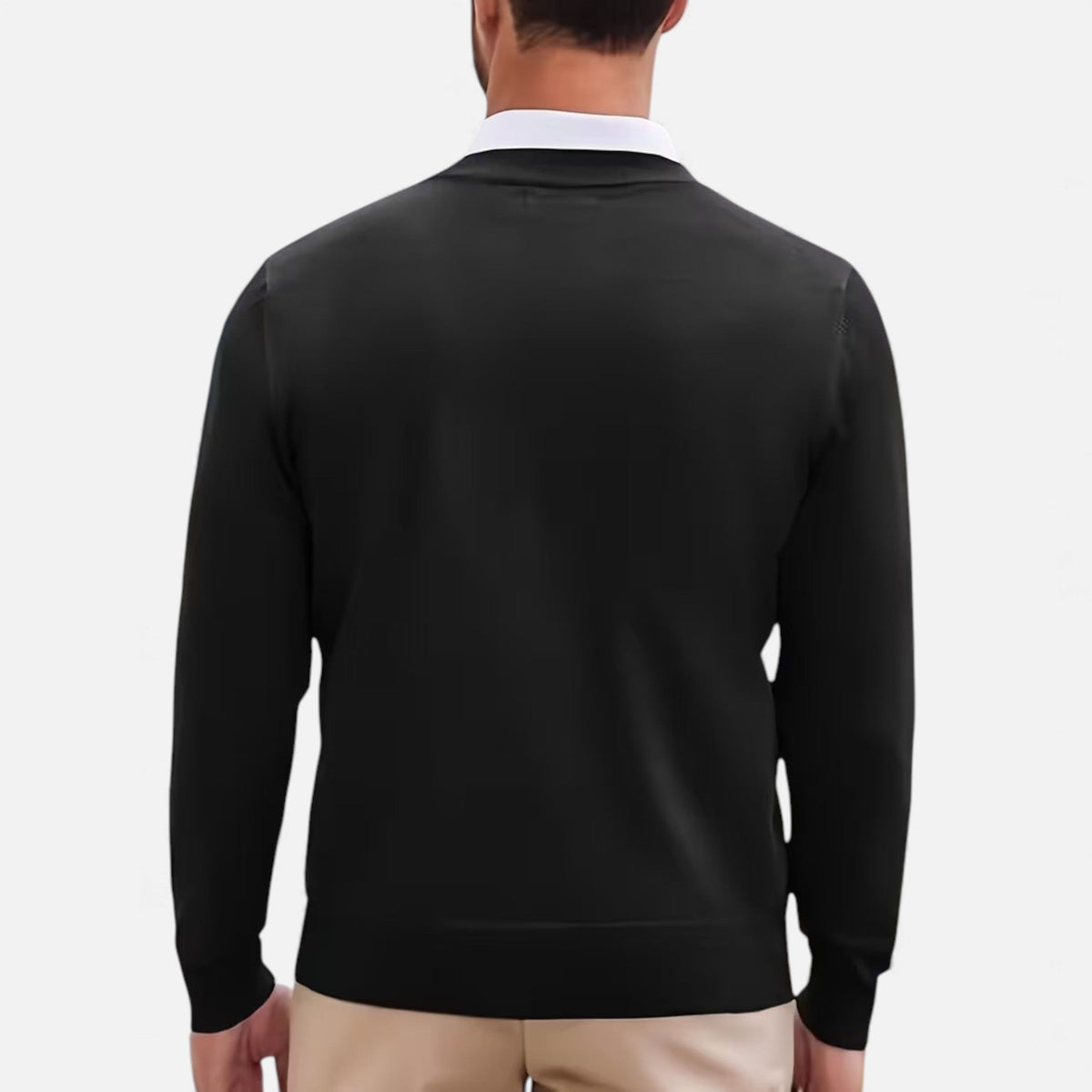 Men's V-Neck Knit Jumper – image 10