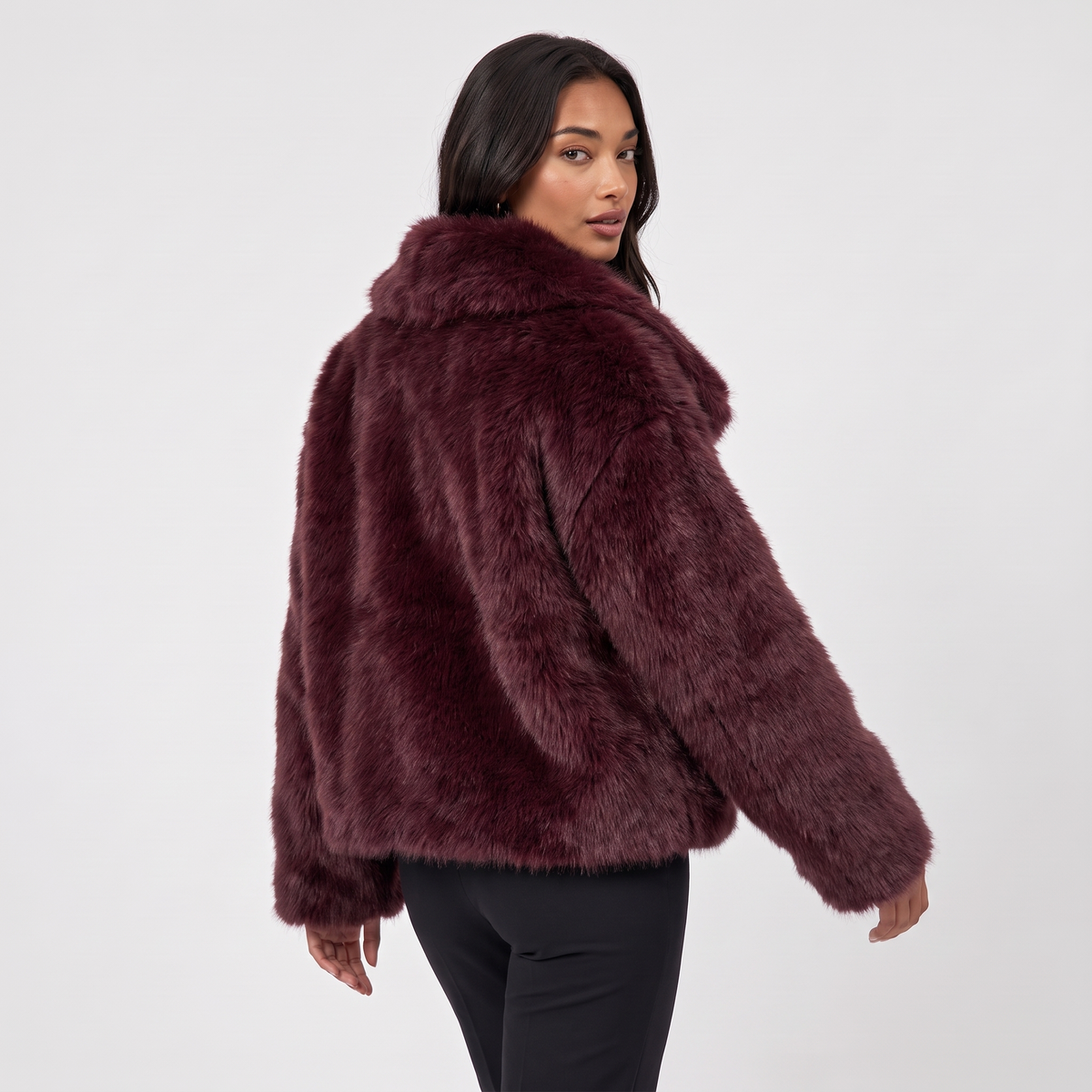 Women's Plush Faux Fur Winter Coat – view 4