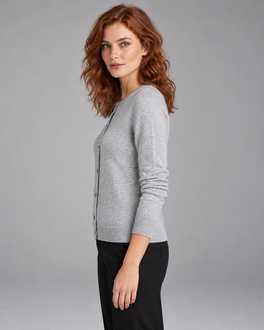 Women's Fine Knit Crew Neck Cardigan – Button Front