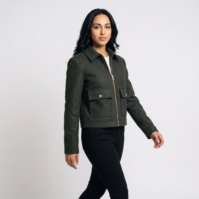Women's Elegant Zip-Up Winter Jacket in Green